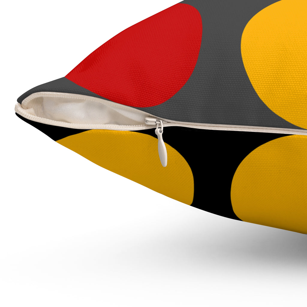 Retro Geometric Throw Pillow — Mid-Century Mod Pattern