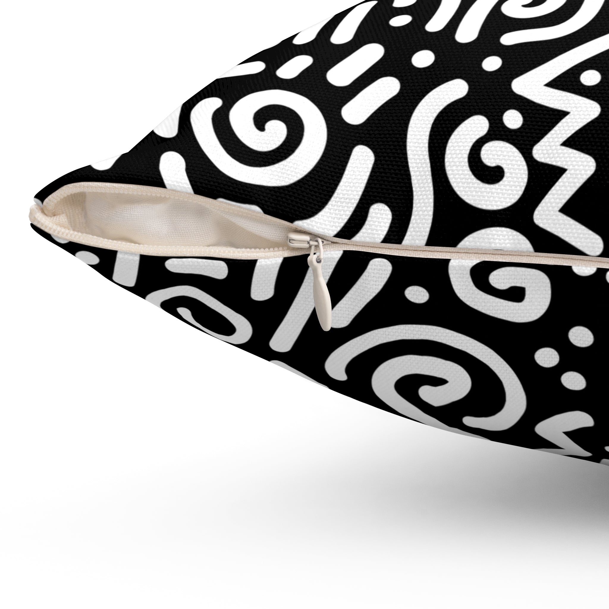 Black & White Doodle Pattern Throw Pillow — Modern Abstract Square Cushion