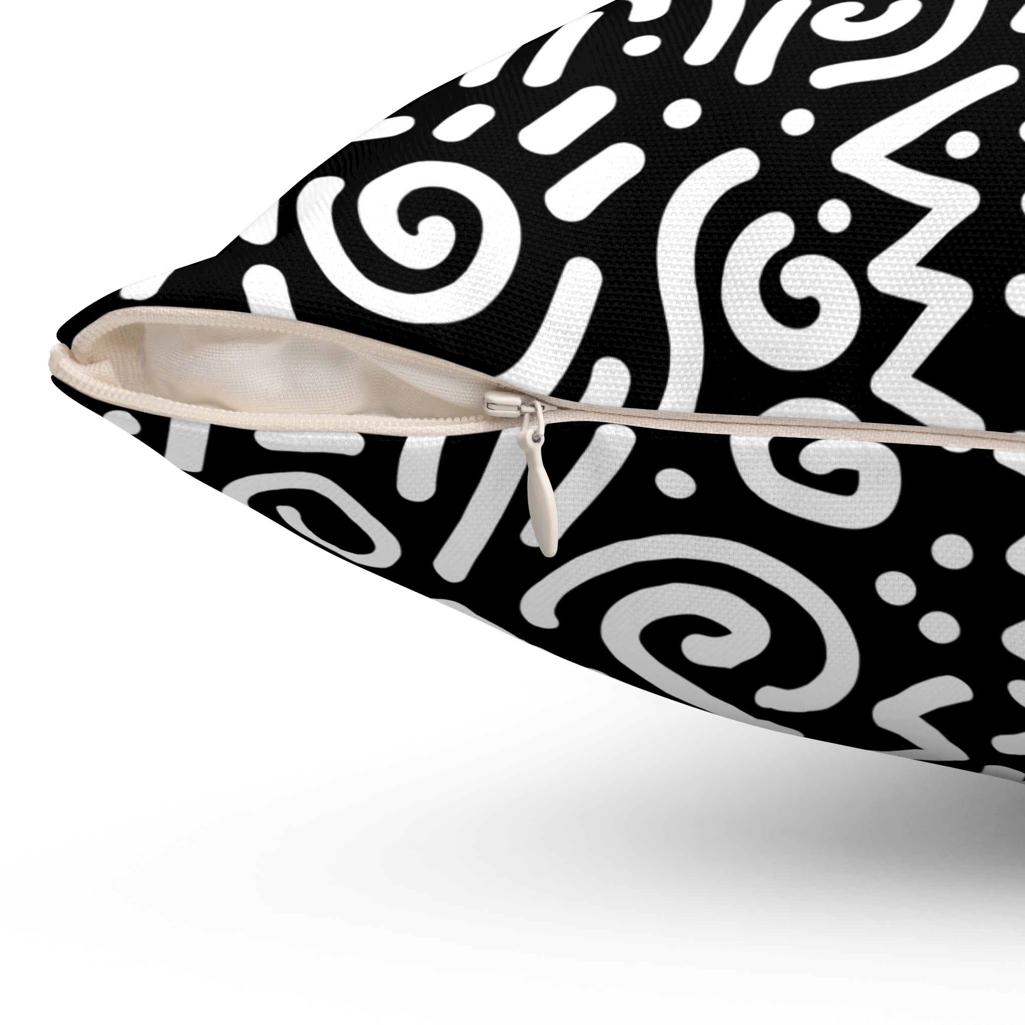 Black & White Doodle Pattern Throw Pillow — Modern Abstract Square Cushion